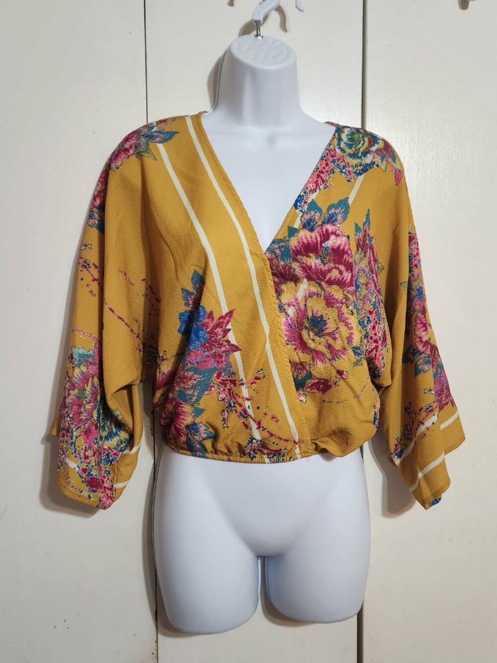 Flying Tomato Mustard Yellow Floral Wrap Top XS Boho Kimono Sleeve Cropped Top